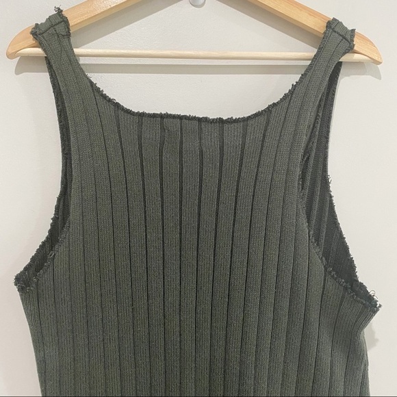 URBAN RENEWAL Vintage Ribbed Sweater Vest - Picture 6 of 9